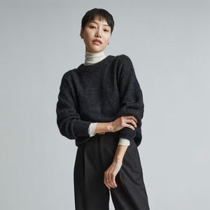 Everlane The Alpaca Crew Neck Sweater Size M Heathered Black